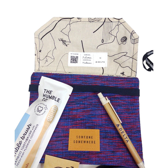 Delta Someone Somewhere Michoacan Fold-Over Tweed/Canvas Travel Kit Bag - Picture 3 of 8